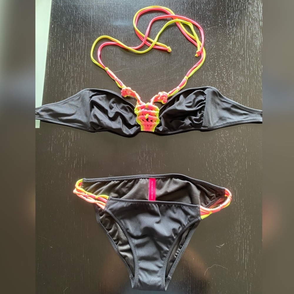 VS cute bikini set!